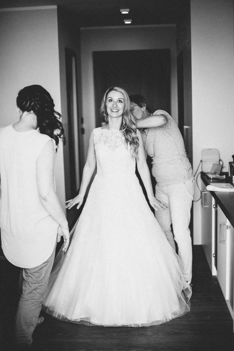 Bayside Hotel Scharbeutz - Getting Ready Hochzeit - Bjoern Wessel Fotografie